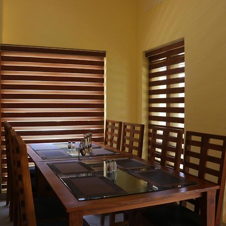 Water'S Edge Villas Alappuzha ภายนอก รูปภาพ