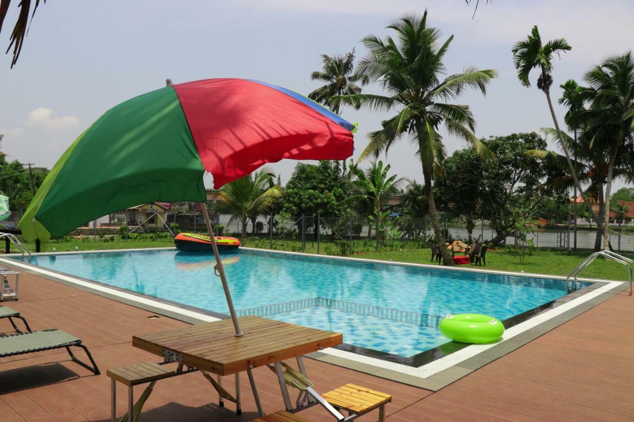 Water'S Edge Villas Alappuzha ภายนอก รูปภาพ