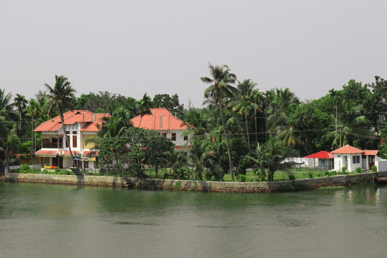 Water'S Edge Villas Alappuzha ภายนอก รูปภาพ